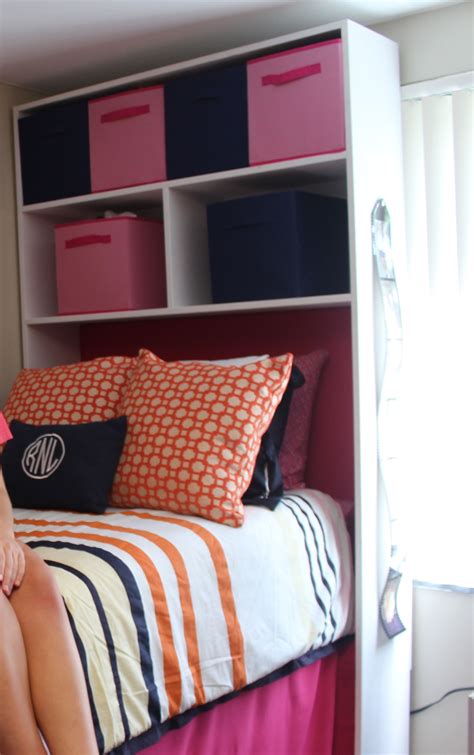 how to make a headboard for dorm